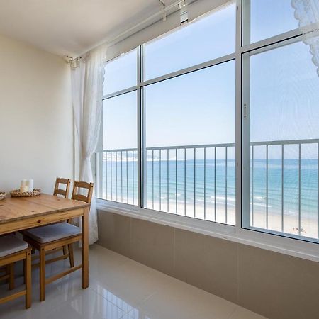 Appartamento Luminous Sea Haifa Esterno foto