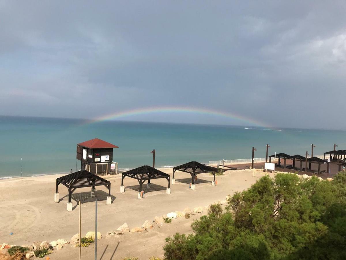Appartamento Luminous Sea Haifa Esterno foto